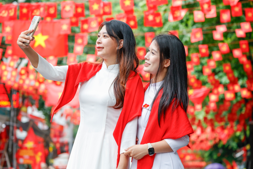 Bộ Nội vụ đề xuất quy định thêm 1 ngày nghỉ lễ hưởng nguyên lương. (Ảnh: Thanh niên)
