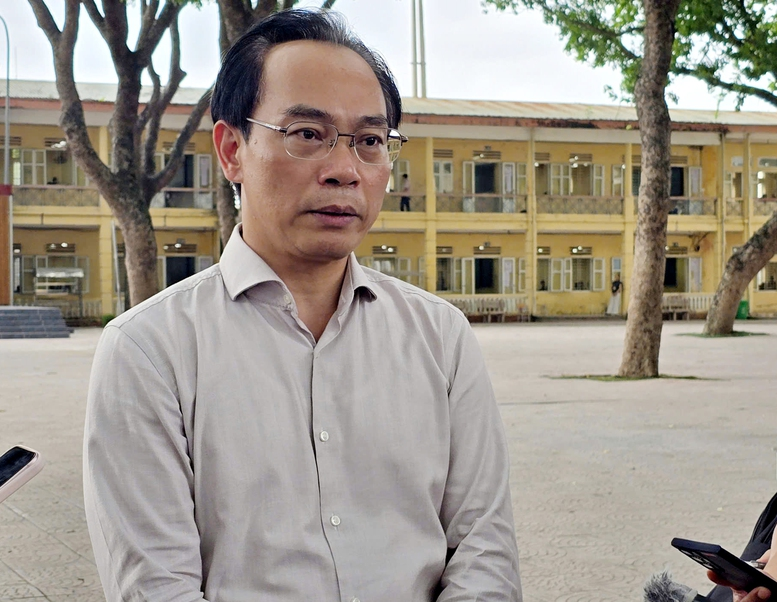 Bộ trưởng Hoàng Minh Sơn cho biết, điểm thi đã chuẩn bị đầy đủ các điều kiện cần thiết phục vụ kỳ thi - Ảnh VGP/Thu Trang