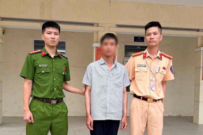 Hội đồng sát hạch bàn giao thí sinh cho Công an xã Phúc Thịnh để tiếp tục điều tra, xử lý theo quy định.