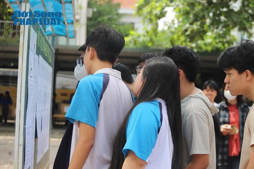 Gần 99% thí sinh đến làm thủ tục dự thi tốt nghiệp THPT 2026