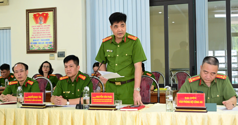 Thượng tá Nguyễn Văn Phác, Phó Trưởng phòng Cảnh sát Điều tra tội phạm về tham nhũng, kinh tế, buôn lậu, môi trường, Công an thành phố thông tin về kết quả thực hiện tại TP Hải Phòng.