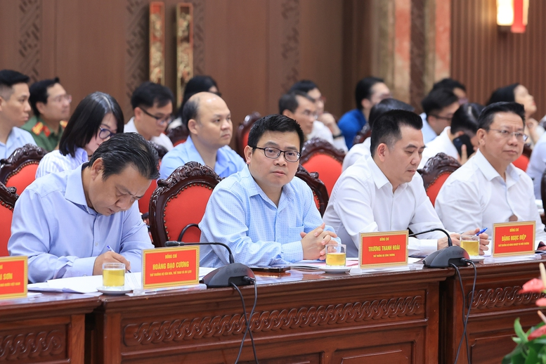 Các đại biểu dự cuộc làm việc - Ảnh: VGP/Nhật Bắc