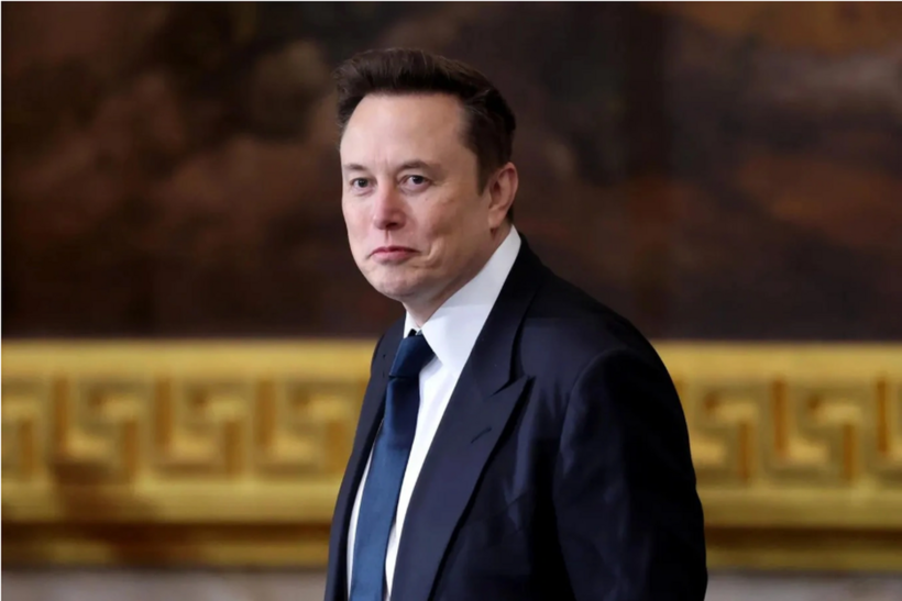 Tỷ phú Mỹ Elon Musk - nhà sáng lập SpaceX và Tesla - đang đứng trước ngưỡng cửa trở thành tỷ phú nghìn tỷ đầu tiên trên thế giới (Ảnh: Forbes).