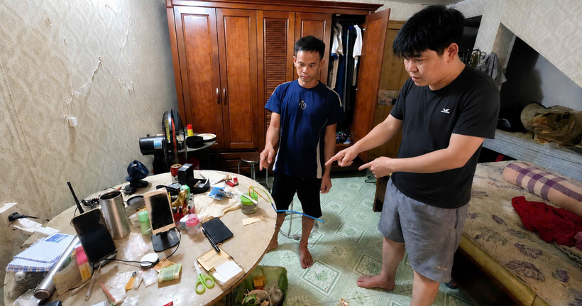 Đối tượng Lý Viết Cường, Dương Văn Tự cùng tang vật thu giữ.
