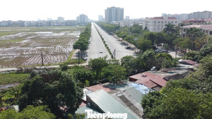 Một đoạn gần khu đô thị Việt Hưng, phường Việt Hưng, Hà Nội. Ảnh: Tiền phong.