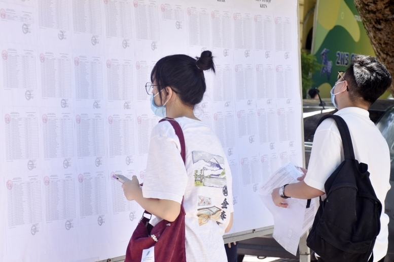 Xét tuyển đại học 2026: Thí sinh phải đạt ngưỡng điểm tối thiểu bao nhiêu? - 1