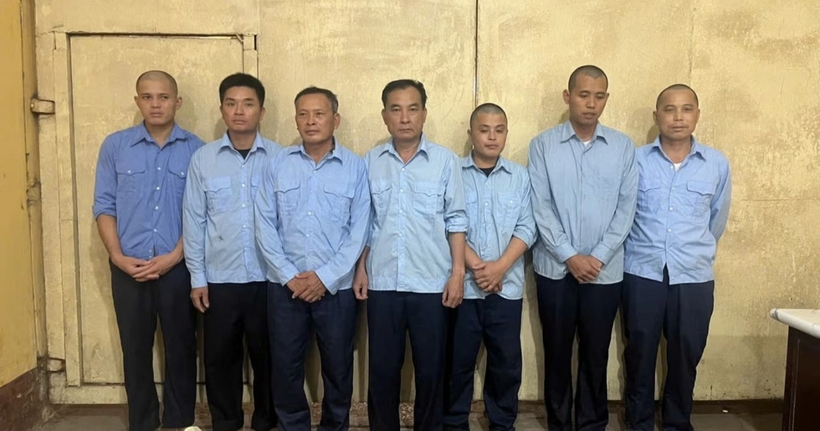 Các đối tượng bị tạm giữ (Ảnh: X.M.).