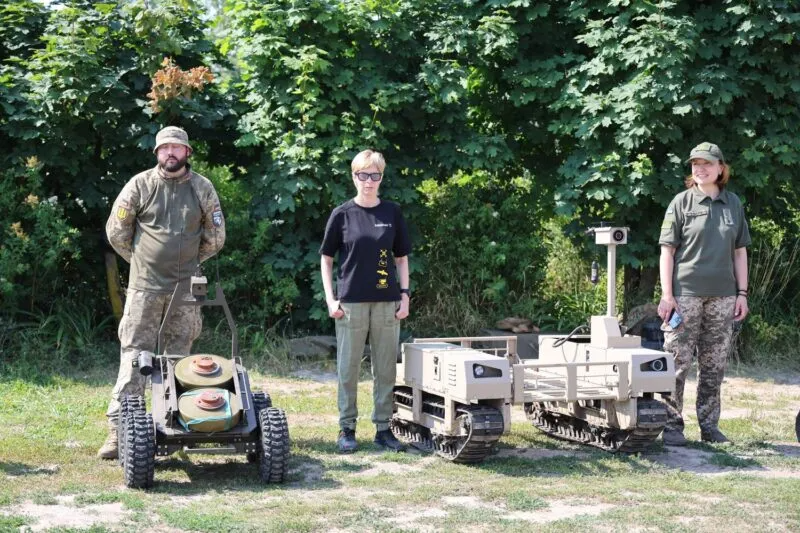 X tự hành không người lái (UGV) TERMIT của Ukraine. Ảnh: David Kirichenko