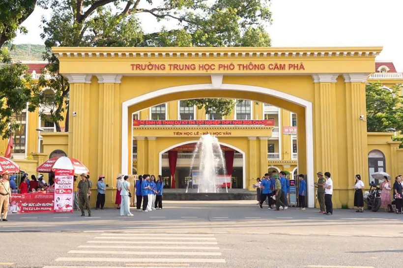 Điểm thi Trường THPT Cẩm Phả, nơi xảy ra vụ việc. Ảnh: VietNamnet