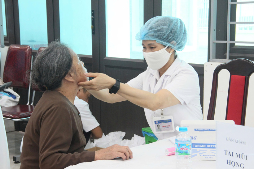Hà Nội mạnh tay chi hỗ trợ để "hút" bác sĩ về y tế cơ sở, mức cao nhất 20 triệu đồng/tháng