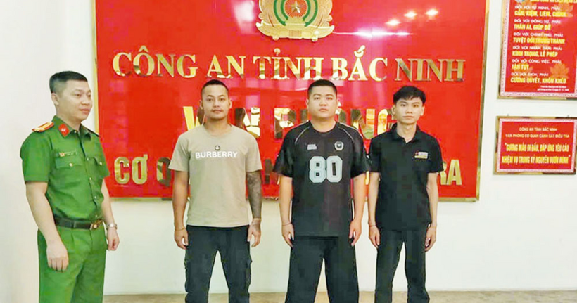 Một số đối tượng tại cơ quan công an. (Ảnh: Công an Bắc Ninh)
