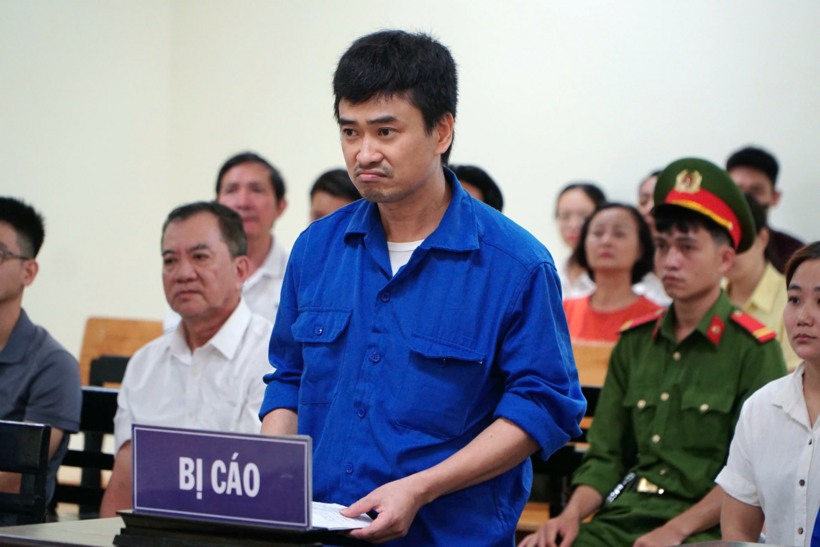 Bị cáo Phan Quốc Việt trả lời tại phiên tòa. (Ảnh: Thanh niên)