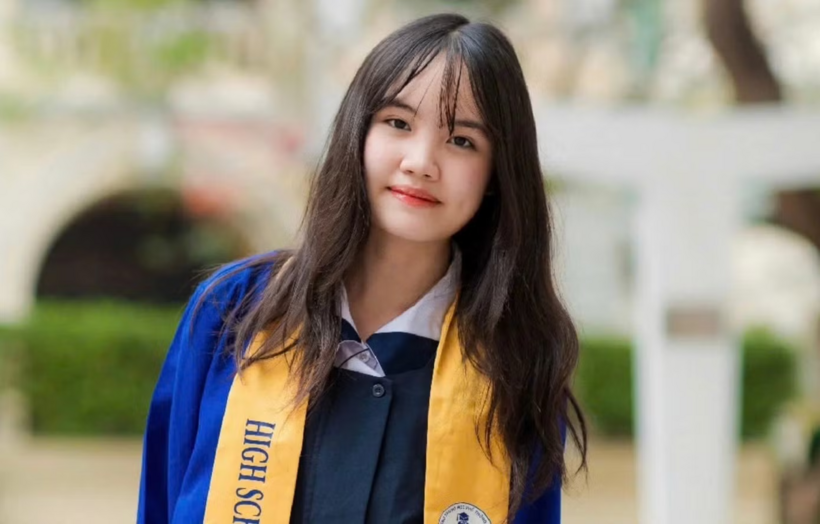 Phạm Dương Thùy Anh, học sinh hệ THCS của Trường THPT chuyên Trần Đại Nghĩa, xuất sắc trở thành thủ khoa Trường Phổ thông Năng khiếu (Đại học Quốc gia TPHCM)