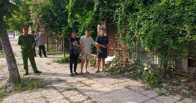 3 thiếu niên tại hiện trường vụ cố ý gây thương tích. (Ảnh: Công an TP Hà Nội).