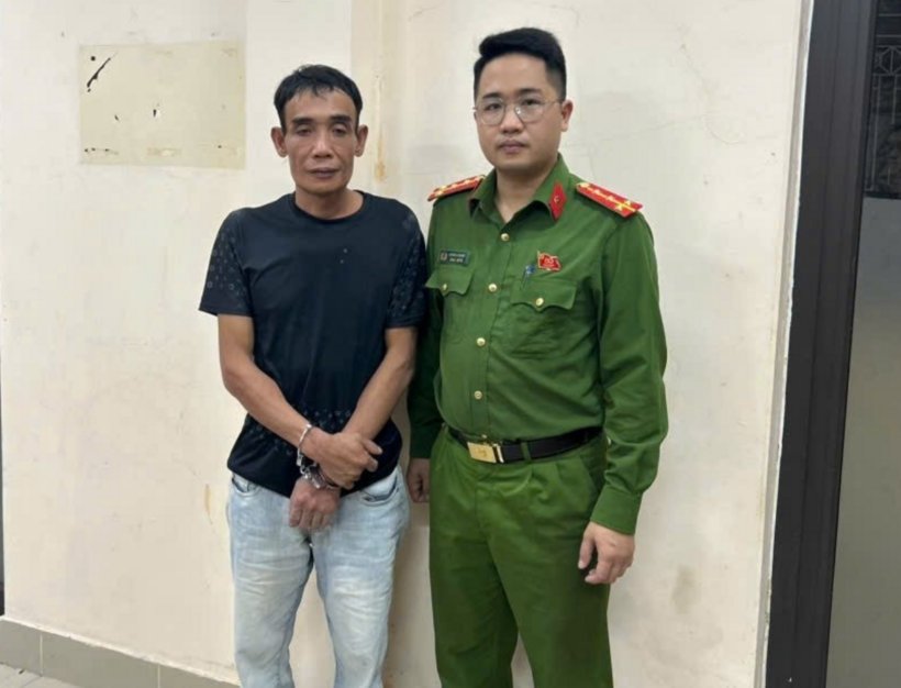 Vận động thành công 1 đối tượng truy nã ra đầu thú. (Ảnh: Công an tỉnh Thái Nguyên)