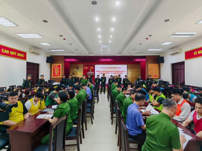 Ngày 17/6, Công an Tp.Hà Nội khởi tố 187 bị can thực hiện mô hình lừa đảo "hợp đồng kỳ nghỉ" mà con mồi của chúng nhắm rất nhiều người cao tuổi.