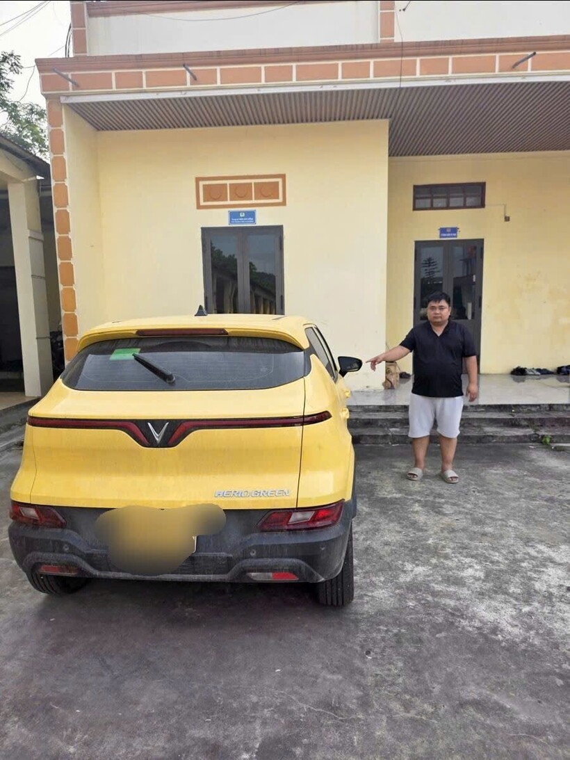 Đối tượng Phạm Thanh Tuyền cùng vật chứng trong vụ việc. Ảnh Công an tỉnh Bắc Ninh.