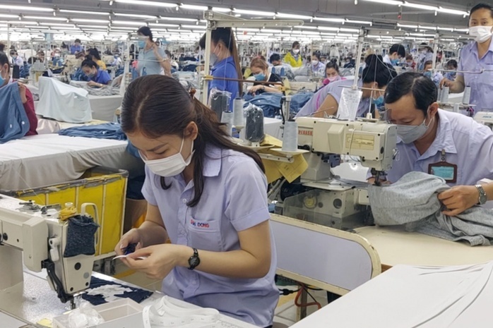 Tổng Liên đoàn Lao động Việt Nam đề xuất 2 phương án tăng lương tối thiểu vùng, thực hiện từ 1/1/2027. Ảnh minh họa