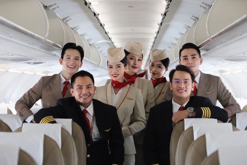 Sun PhuQuoc Airways công bố mức thu nhập khởi điểm của tiếp viên mới gia nhập từ 24 triệu đồng/tháng.