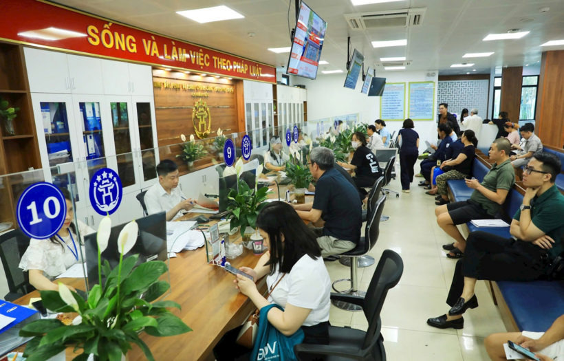 Từ ngày 30/6, Hà Nội chỉ tiếp nhận văn bản của các doanh nghiệp trên nền tảng số. Ảnh: CTV./Theo báo Đại biểu nhân dân.
