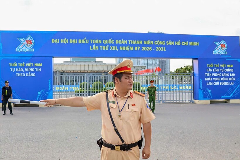 CSGT Hà Nội làm nhiệm vụ tại khu vực diễn ra Đại hội.