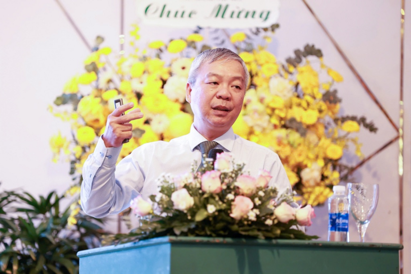 TS Nguyễn Quốc Chính được bổ nhiệm Phó hiệu trưởng Trường Đại học Quốc tế. Ảnh: VNUHCM