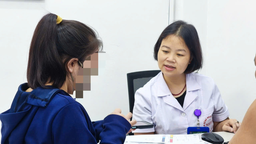 Từng nhiễm viêm gan B từ mẹ, bé gái nay đủ điều kiện theo đuổi ước mơ nhờ kết quả điều trị bất ngờ
