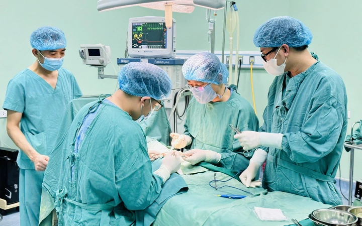 Phẫu thuật giúp xử lý sỏi nhưng không loại bỏ hoàn toàn nguy cơ tái phát.