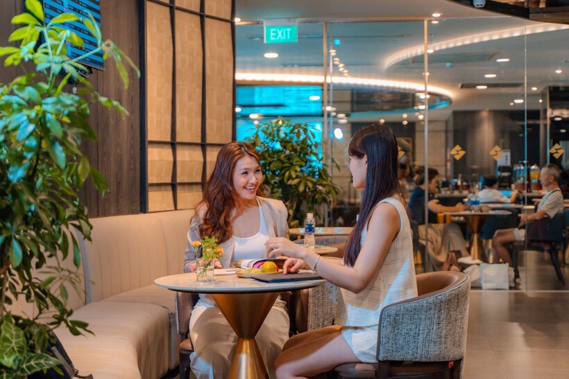 The Sens Business Lounge - Trải nghiệm sang trọng mượt mà như lụa giữa mùa hè rực rỡ - 11