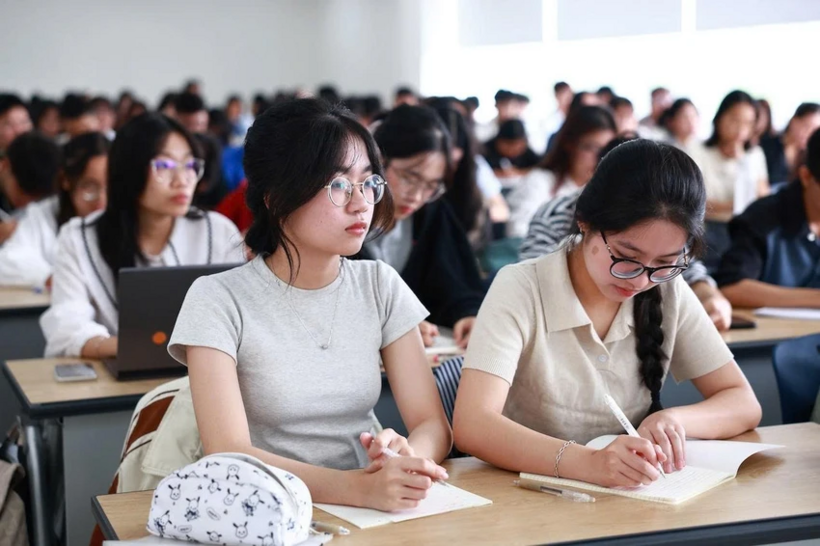 Sinh viên Trường ĐH Luật TP.HCM trong một giờ học. Ảnh: ULAW