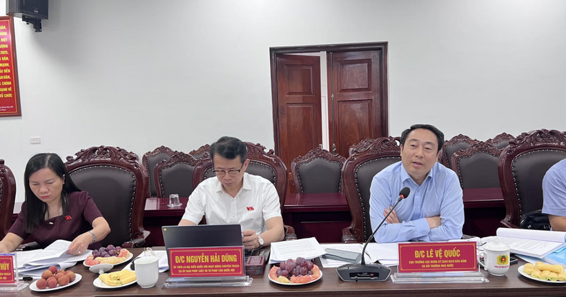 Ông Lê Vệ Quốc - Cục trưởng Cục Đăng ký giao dịch bảo đảm và bồi thường nhà nước phát biểu tại hội nghị.