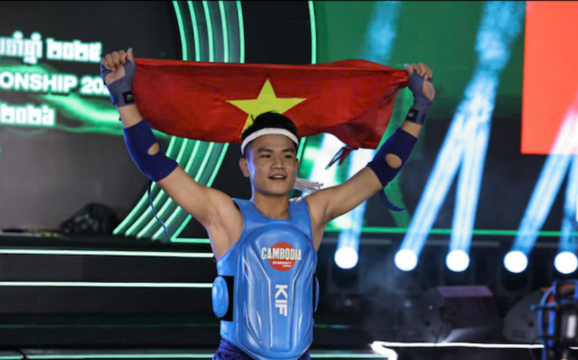 Hoàng Trung Nguyên tham gia thi đấu Giải Vô địch Kun Khmer Thế giới lần thứ VI năm 2026 (Ảnh: NVCC)./ Theo Dân trí.