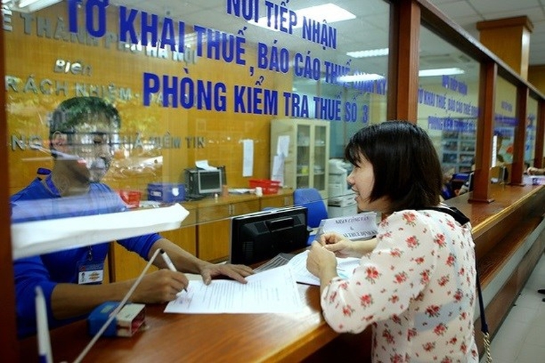 Chính phủ vừa ban hành Nghị định 245/2026/NĐ-CP ngày 27/6/2026 gia hạn thời hạn nộp thuế giá trị gia tăng, thuế thu nhập doanh nghiệp, thuế thu nhập cá nhân và tiền thuê đất trong năm 2026. Ảnh: VGP.