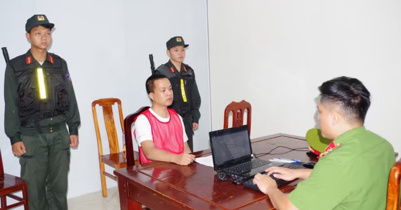 Đối tượng Nguyễn Văn Cương tại Cơ quan Cảnh sát điều tra Công an tỉnh Ninh Bình. (Ảnh: Công an Ninh Bình)