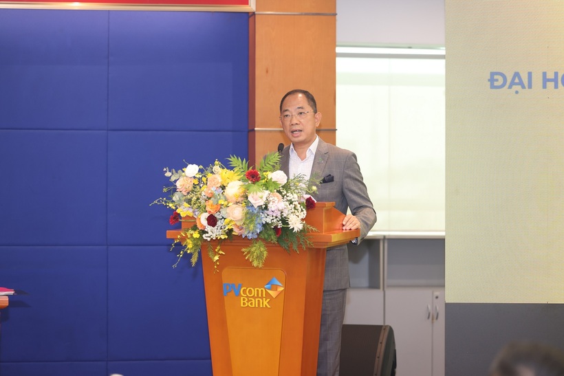 Ông Cao Hoài Dương - Phó Tổng Giám đốc Tập đoàn Công nghiệp - Năng lượng Quốc gia Việt Nam, đại diện Lãnh đạo PetroVietnam khẳng định sẽ tiếp tục đồng hành và hỗ trợ tốt nhất cho PVcomBank trên hành trình phát triển bền vững