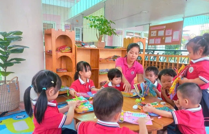 Bộ GD&ĐT đề xuất phạt đến 20 triệu đồng nếu dạy trẻ mầm non học trước chương trình lớp 1. Ảnh minh họa