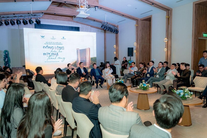 Phiên đối thoại cởi mở giữa Ban Lãnh đạo KDI Group và các đại lý giúp củng cố niềm tin và thống nhất định hướng hợp tác.