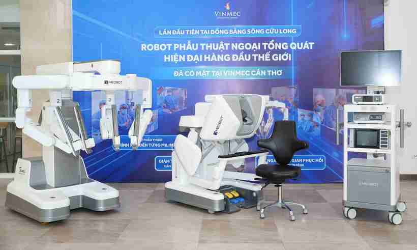 Vinmec Cần Thơ đầu tư hệ thống robot Toumai để từng bước hiện thực hóa phẫu thuật từ xa tại Đồng bằng sông Cửu Long.
