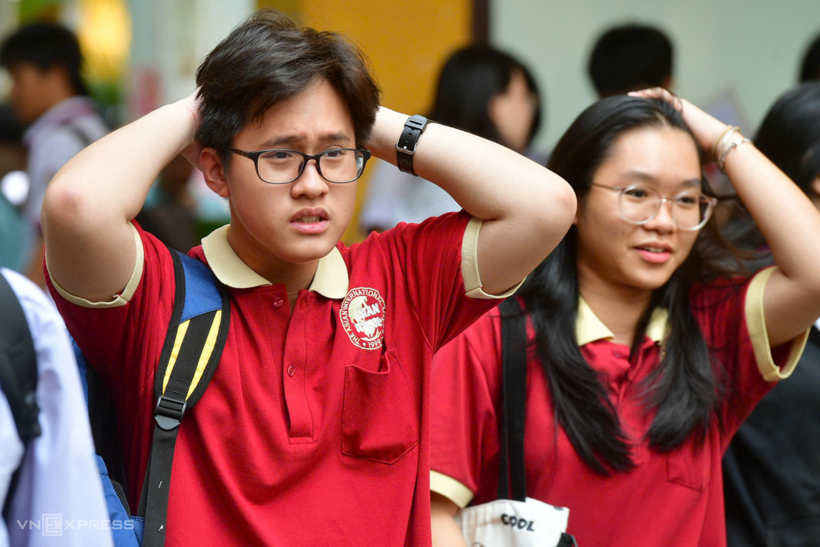 Điểm thi tốt nghiệp THPT của hơn 1,2 triệu thí sinh và phổ điểm các khối xét tuyển đại học truyền thống được Bộ GD&ĐT công bố sáng 1/7. Ảnh minh họa: VnExpress