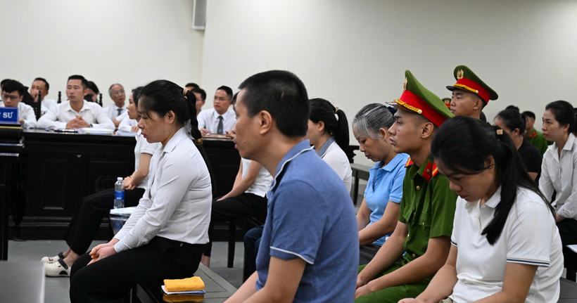 Các bị cáo tại phiên tòa.