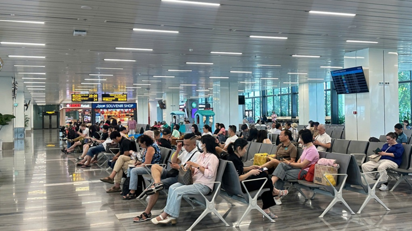 Hành khách có thêm cơ hội săn vé máy bay giá tốt cho các chuyến du lịch hè. (Ảnh: Dân trí)