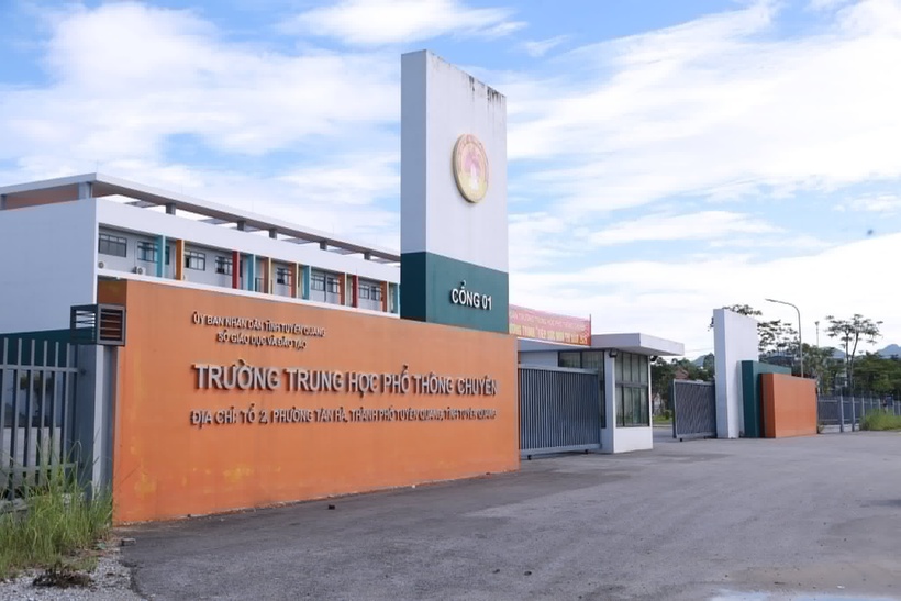 Bộ Giáo dục và Đào tạo thông báo về việc kiểm tra kết quả điểm thi môn Toán tại Hội đồng thi tỉnh Tuyên Quang.