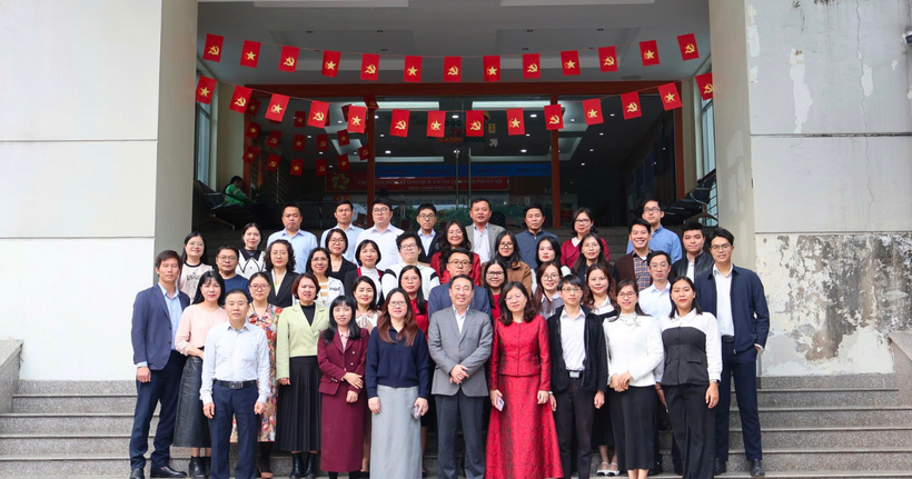 Đến nay, số lượng công chức, viên chức và người lao động của đơn vị ngày càng được kiện toàn và phát triển lên tới hơn 100 người với 04 phòng và 03 đơn vị sự nghiệp công lập trực thuộc Cục cùng với các trang thiết bị, cơ sở vật chất hiện đại tại 03 thành phố lớn của cả nước là thành phố Hà Nội, thành phố Đà Nẵng và Thành phố Hồ Chí Minh.