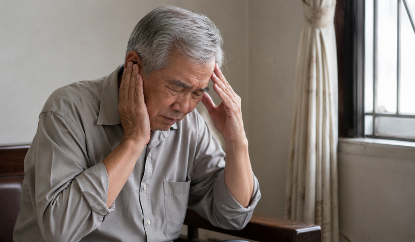 Người bị ù tai cần lưu ý điều trị càng sớm càng tốt