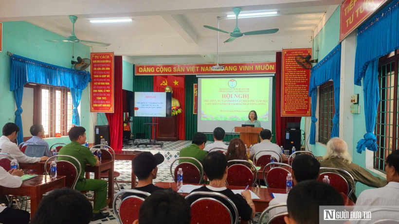 Trong 6 tháng đầu năm, Trung tâm Tư vấn pháp luật đã tổ chức 10 đợt phổ biến, tư vấn pháp luật lưu động tại các địa phương.