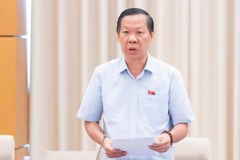 Chủ nhiệm Ủy ban Kinh tế và Tài chính Phan Văn Mãi (Ảnh: Quốc hội).