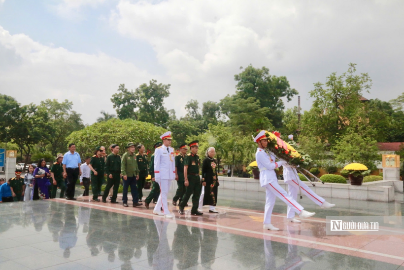 Hội Cựu chiến binh cơ quan Trung ương Hội Luật gia Việt Nam dâng hương tưởng niệm các anh hùng liệt sĩ nhân kỷ niệm 78 năm Ngày Thương binh - Liệt sĩ (27/7/1947 - 27/7/2025).