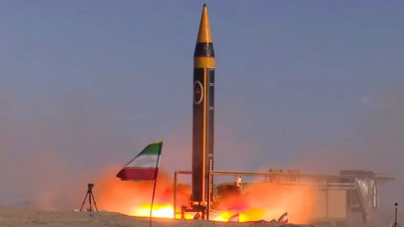 Tên lửa Khorramshahr-4 được Iran sử dụng trong làn sóng tấn công mới nhằm vào Israel. Ảnh: Press TV