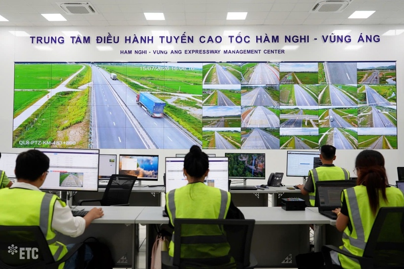 Trung tâm điều hành tuyến cao tốc Hàm Nghi - Vũng Áng. Ảnh Cục Đường bộ Việt Nam