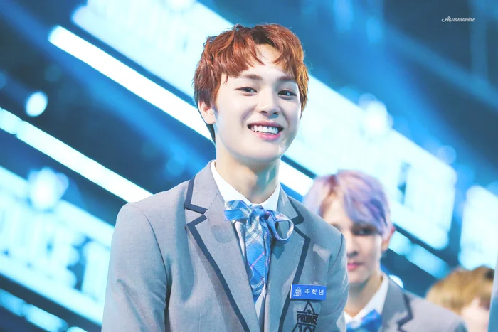 Ju Haknyeon trong show Produce 101. Ảnh: Twitter